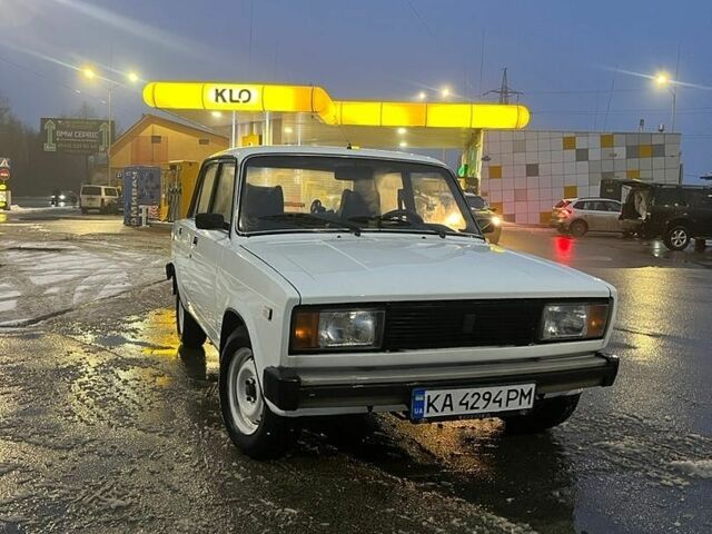 Белый ВАЗ 2105, объемом двигателя 1.5 л и пробегом 20 тыс. км за 750 $, фото 1 на Automoto.ua