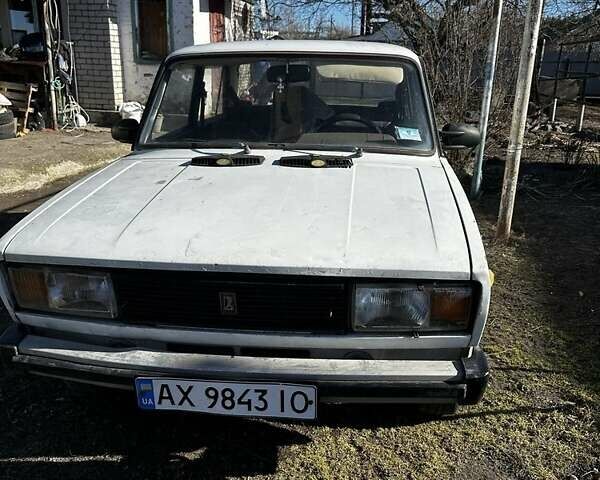Белый ВАЗ 2105, объемом двигателя 1.3 л и пробегом 79 тыс. км за 500 $, фото 1 на Automoto.ua