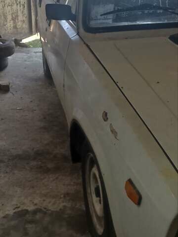 Білий ВАЗ 2105, об'ємом двигуна 1.2 л та пробігом 150 тис. км за 400 $, фото 1 на Automoto.ua