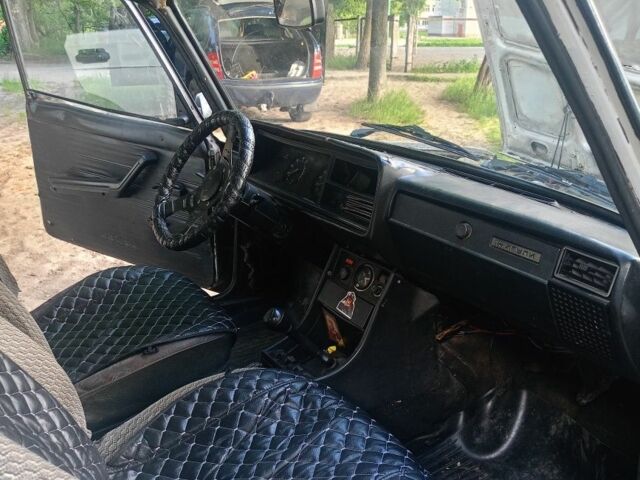 Білий ВАЗ 2105, об'ємом двигуна 1.5 л та пробігом 200 тис. км за 588 $, фото 1 на Automoto.ua