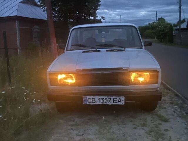 Белый ВАЗ 2105, объемом двигателя 1.2 л и пробегом 69 тыс. км за 563 $, фото 1 на Automoto.ua