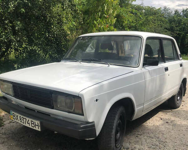 Білий ВАЗ 2105, об'ємом двигуна 1.3 л та пробігом 140 тис. км за 500 $, фото 1 на Automoto.ua