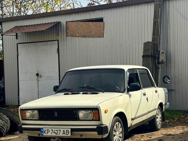 Білий ВАЗ 2105, об'ємом двигуна 1.3 л та пробігом 333 тис. км за 666 $, фото 1 на Automoto.ua