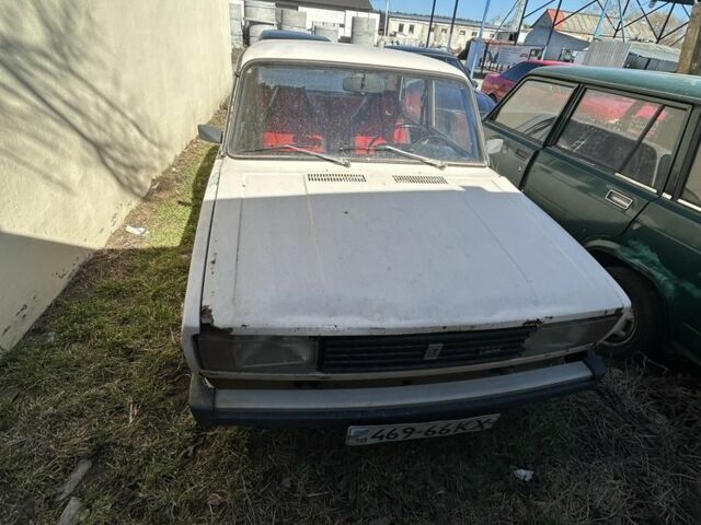 Білий ВАЗ 2105, об'ємом двигуна 1.6 л та пробігом 200 тис. км за 500 $, фото 1 на Automoto.ua
