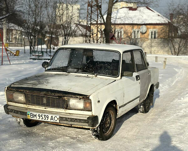 Белый ВАЗ 2105, объемом двигателя 1.5 л и пробегом 99 тыс. км за 321 $, фото 1 на Automoto.ua
