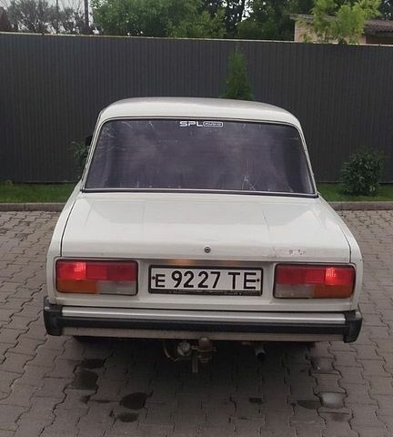 Білий ВАЗ 2105, об'ємом двигуна 1.3 л та пробігом 10 тис. км за 850 $, фото 1 на Automoto.ua