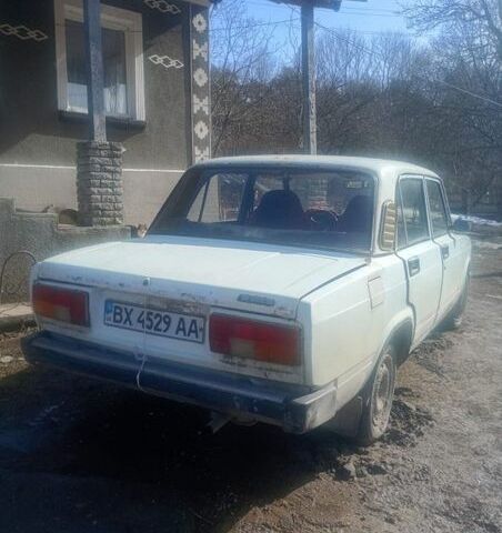 Белый ВАЗ 2105, объемом двигателя 1.5 л и пробегом 260 тыс. км за 200 $, фото 1 на Automoto.ua