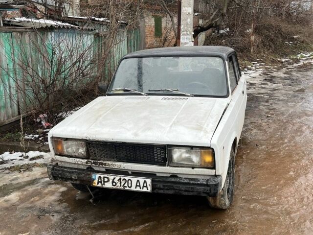 Белый ВАЗ 2105, объемом двигателя 1.3 л и пробегом 120 тыс. км за 245 $, фото 1 на Automoto.ua