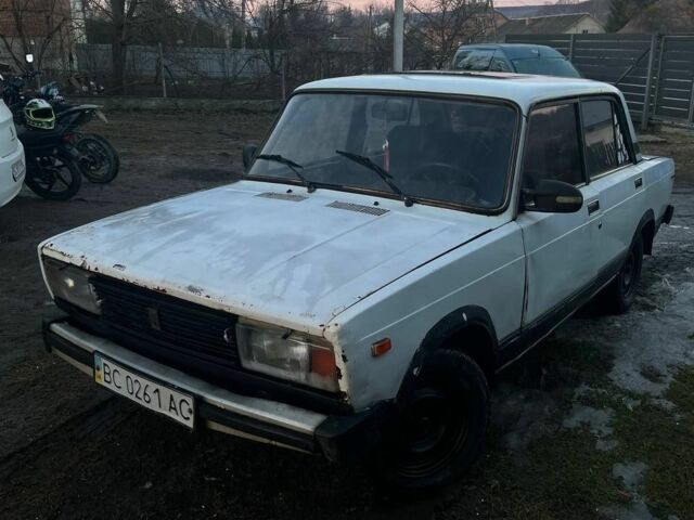 Белый ВАЗ 2105, объемом двигателя 1.3 л и пробегом 96 тыс. км за 250 $, фото 1 на Automoto.ua
