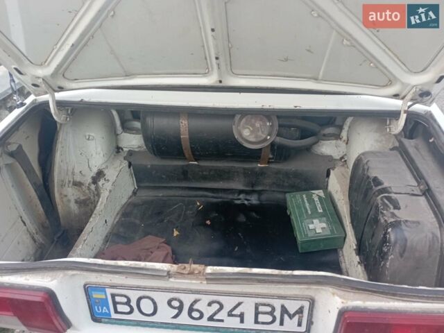Білий ВАЗ 2105, об'ємом двигуна 1.3 л та пробігом 838 тис. км за 600 $, фото 1 на Automoto.ua