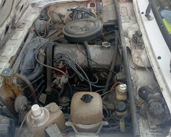 Белый ВАЗ 2105, объемом двигателя 1.3 л и пробегом 838 тыс. км за 600 $, фото 1 на Automoto.ua