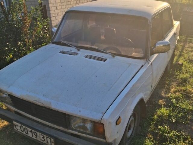 Белый ВАЗ 2105, объемом двигателя 0 л и пробегом 9 тыс. км за 449 $, фото 1 на Automoto.ua