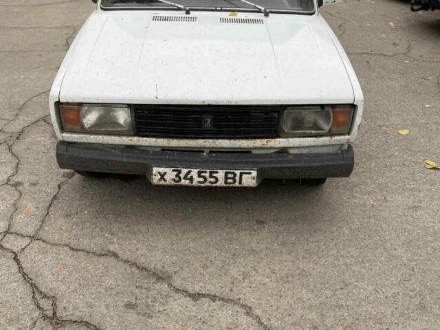 Белый ВАЗ 2105, объемом двигателя 1.2 л и пробегом 2 тыс. км за 386 $, фото 1 на Automoto.ua