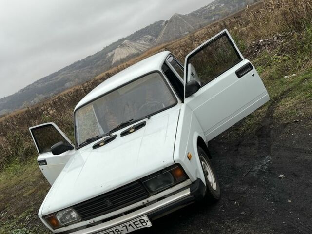 Білий ВАЗ 2105, об'ємом двигуна 0 л та пробігом 10 тис. км за 584 $, фото 1 на Automoto.ua