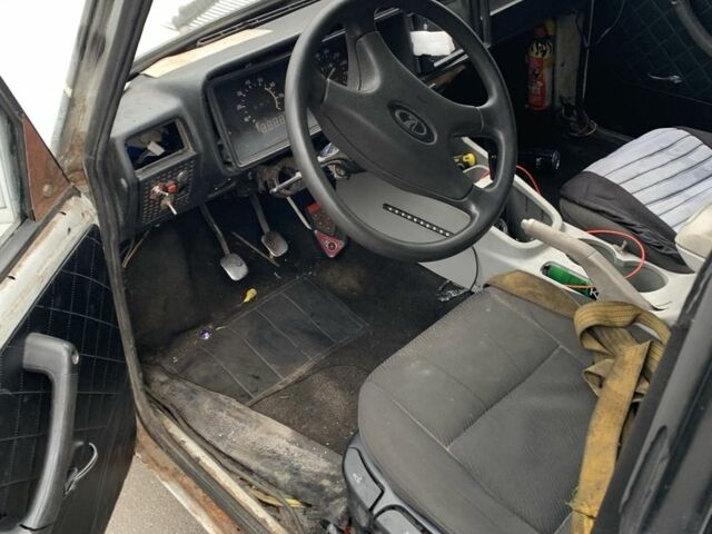 Білий ВАЗ 2105, об'ємом двигуна 1.3 л та пробігом 2 тис. км за 694 $, фото 1 на Automoto.ua