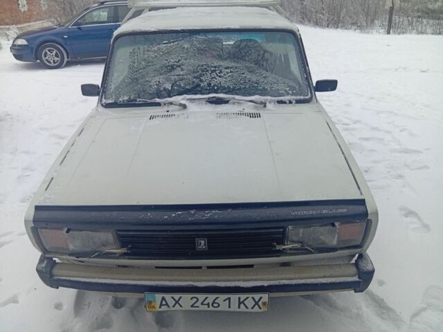Білий ВАЗ 2105, об'ємом двигуна 1.5 л та пробігом 200 тис. км за 500 $, фото 1 на Automoto.ua