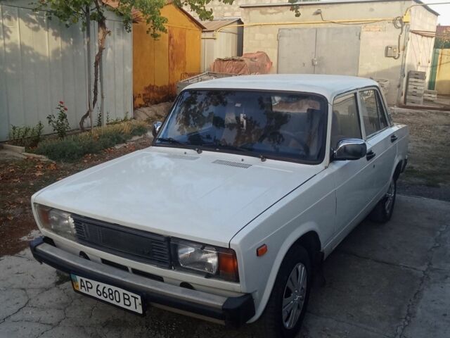 Белый ВАЗ 2105, объемом двигателя 1.5 л и пробегом 1 тыс. км за 631 $, фото 1 на Automoto.ua
