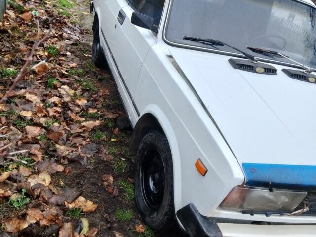 Белый ВАЗ 2105, объемом двигателя 1 л и пробегом 99 тыс. км за 650 $, фото 1 на Automoto.ua