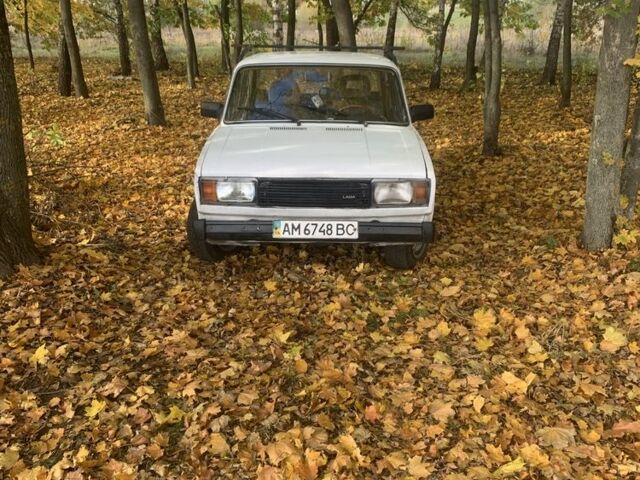 Белый ВАЗ 2105, объемом двигателя 1.3 л и пробегом 300 тыс. км за 524 $, фото 1 на Automoto.ua