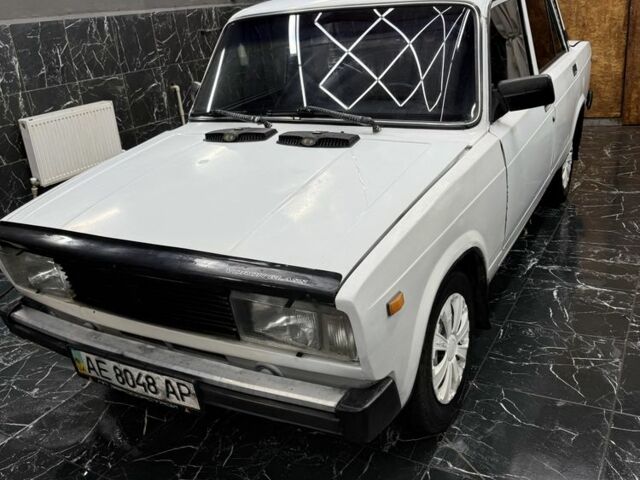 ВАЗ 2105 1990 в Соленом на Automoto.ua Белый ВАЗ 2105, объемом двигателя 1.5 л и пробегом 250 тыс. км за 1021 $, фото 1 на Automoto.ua