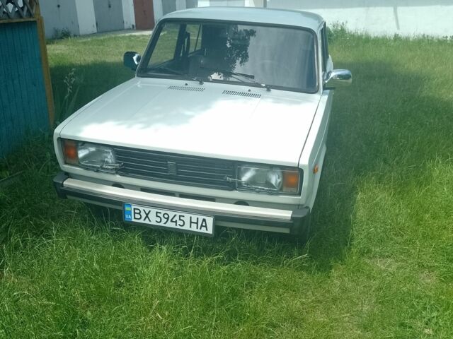 Белый ВАЗ 2105, объемом двигателя 1.2 л и пробегом 98 тыс. км за 850 $, фото 1 на Automoto.ua