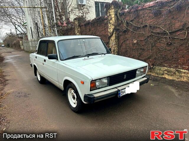 Білий ВАЗ 2105, об'ємом двигуна 1.3 л та пробігом 145 тис. км за 1100 $, фото 1 на Automoto.ua