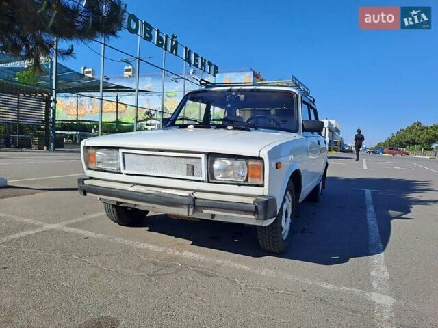 Белый ВАЗ 2105, объемом двигателя 1.2 л и пробегом 78 тыс. км за 1500 $, фото 1 на Automoto.ua