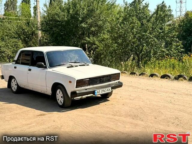 Белый ВАЗ 2105, объемом двигателя 1.5 л и пробегом 0 тыс. км за 750 $, фото 1 на Automoto.ua