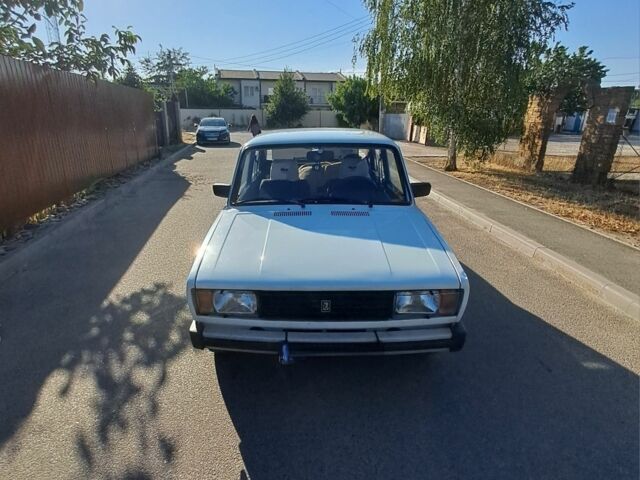 Белый ВАЗ 2105, объемом двигателя 1 л и пробегом 85 тыс. км за 1199 $, фото 1 на Automoto.ua