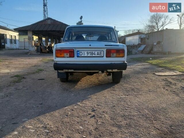 Белый ВАЗ 2105, объемом двигателя 1.5 л и пробегом 100 тыс. км за 850 $, фото 1 на Automoto.ua