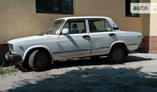 Білий ВАЗ 2105, об'ємом двигуна 1.3 л та пробігом 786 тис. км за 400 $, фото 1 на Automoto.ua