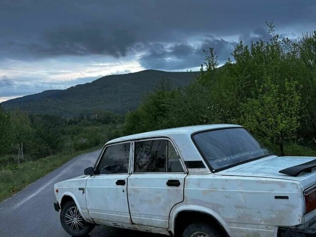 Белый ВАЗ 2105, объемом двигателя 5.7 л и пробегом 900 тыс. км за 492 $, фото 1 на Automoto.ua