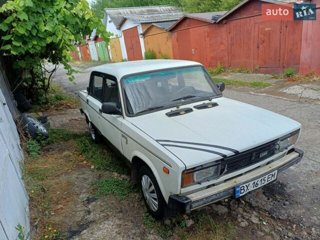 Белый ВАЗ 2105, объемом двигателя 1.3 л и пробегом 300 тыс. км за 460 $, фото 1 на Automoto.ua