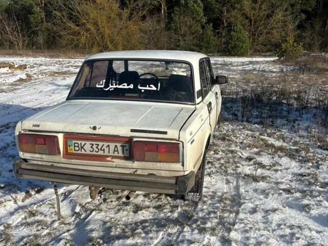 Білий ВАЗ 2105, об'ємом двигуна 0 л та пробігом 90 тис. км за 592 $, фото 1 на Automoto.ua