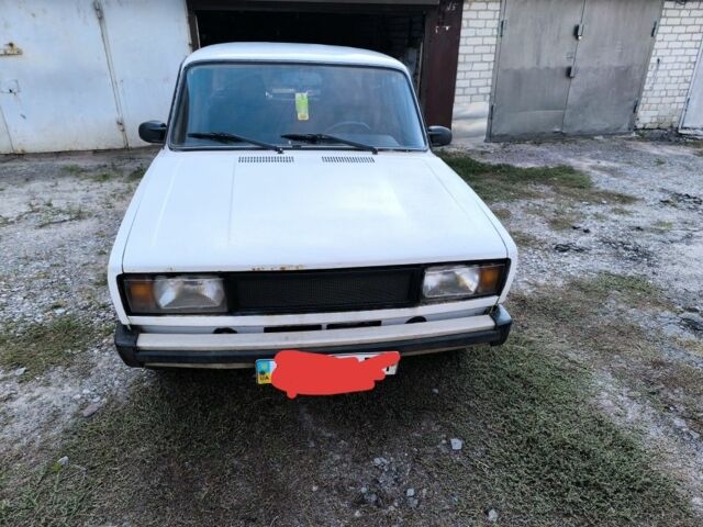 Белый ВАЗ 2105, объемом двигателя 0 л и пробегом 567 тыс. км за 605 $, фото 1 на Automoto.ua