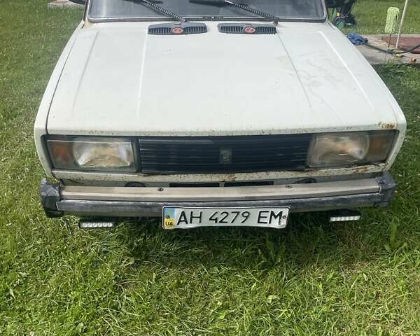 Белый ВАЗ 2105, объемом двигателя 1.2 л и пробегом 84 тыс. км за 550 $, фото 1 на Automoto.ua