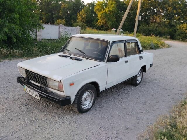 Белый ВАЗ 2105, объемом двигателя 0 л и пробегом 240 тыс. км за 360 $, фото 1 на Automoto.ua