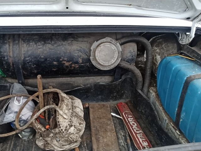 Белый ВАЗ 2105, объемом двигателя 1.2 л и пробегом 1000 тыс. км за 1100 $, фото 1 на Automoto.ua