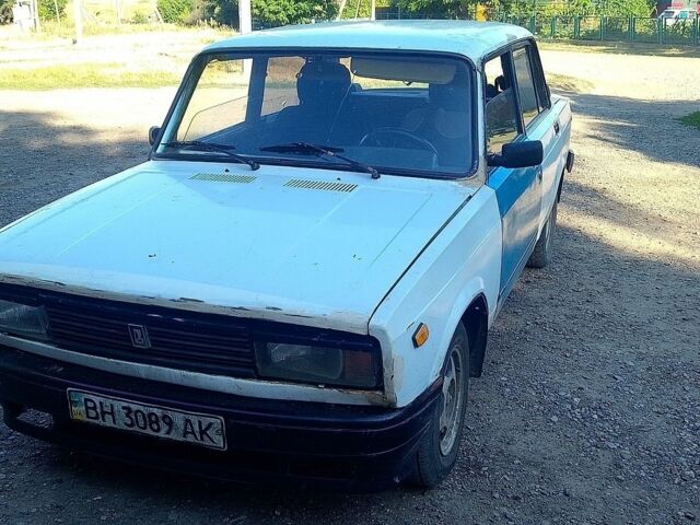 Білий ВАЗ 2105, об'ємом двигуна 0 л та пробігом 253 тис. км за 552 $, фото 1 на Automoto.ua