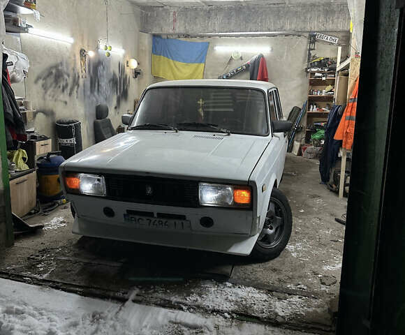 Белый ВАЗ 2105, объемом двигателя 1.5 л и пробегом 99 тыс. км за 850 $, фото 1 на Automoto.ua