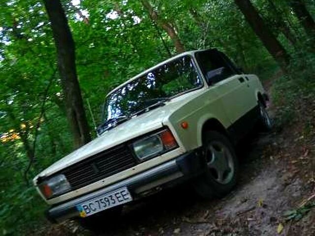 Білий ВАЗ 2105, об'ємом двигуна 1.3 л та пробігом 0 тис. км за 500 $, фото 1 на Automoto.ua