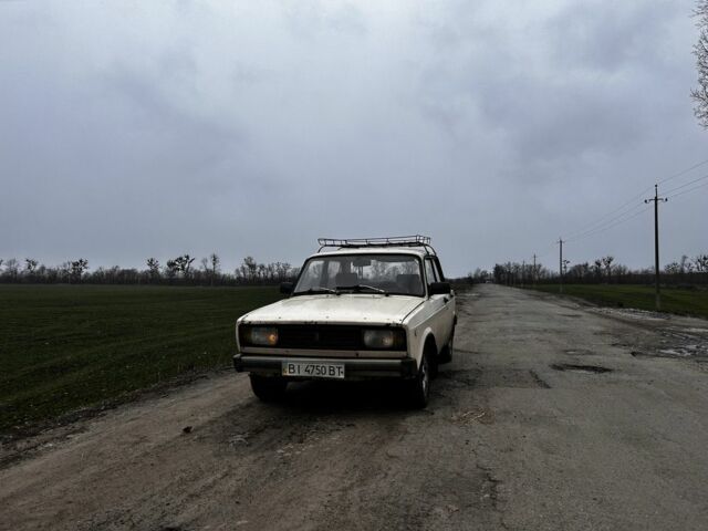Білий ВАЗ 2105, об'ємом двигуна 1.2 л та пробігом 999 тис. км за 544 $, фото 1 на Automoto.ua