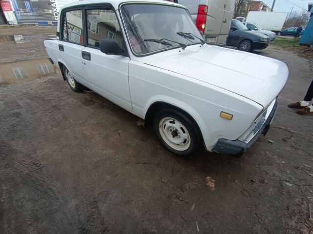 Білий ВАЗ 2105, об'ємом двигуна 1.45 л та пробігом 138 тис. км за 799 $, фото 1 на Automoto.ua