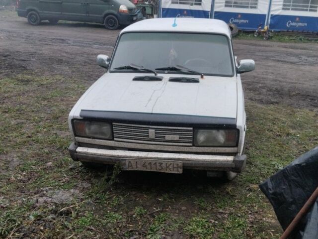 Белый ВАЗ 2105, объемом двигателя 1.5 л и пробегом 100 тыс. км за 449 $, фото 1 на Automoto.ua