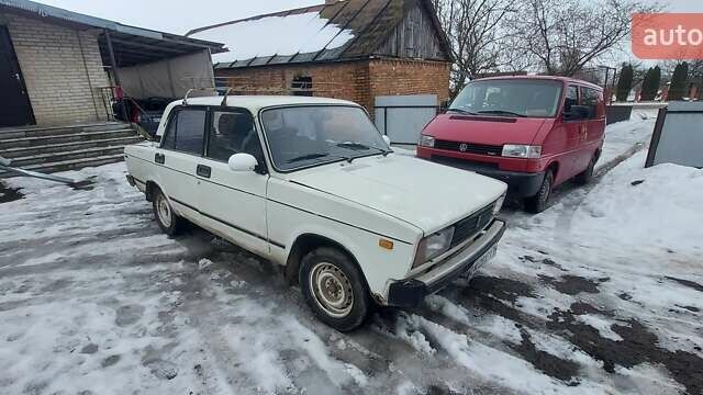 Белый ВАЗ 2105, объемом двигателя 1.6 л и пробегом 154 тыс. км за 350 $, фото 1 на Automoto.ua