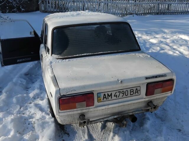 Білий ВАЗ 2105, об'ємом двигуна 1 л та пробігом 2 тис. км за 209 $, фото 1 на Automoto.ua