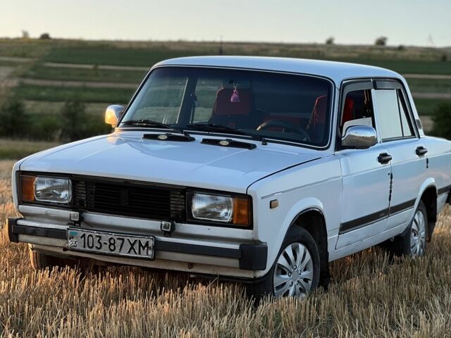 Білий ВАЗ 2105, об'ємом двигуна 1.3 л та пробігом 170 тис. км за 848 $, фото 1 на Automoto.ua