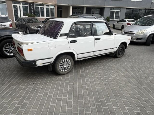 Білий ВАЗ 2105, об'ємом двигуна 0 л та пробігом 200 тис. км за 675 $, фото 1 на Automoto.ua