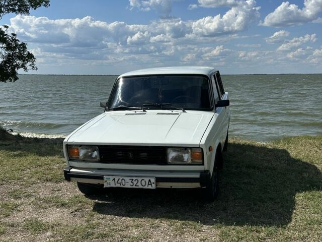 Белый ВАЗ 2105, объемом двигателя 1.5 л и пробегом 98 тыс. км за 800 $, фото 1 на Automoto.ua