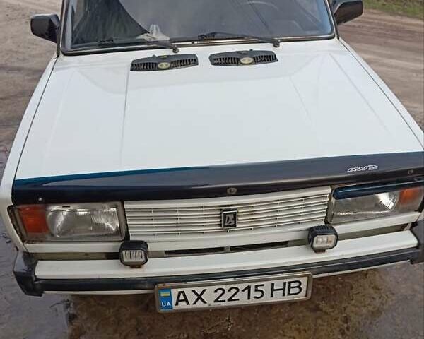 Белый ВАЗ 2105, объемом двигателя 1.45 л и пробегом 128 тыс. км за 1300 $, фото 1 на Automoto.ua